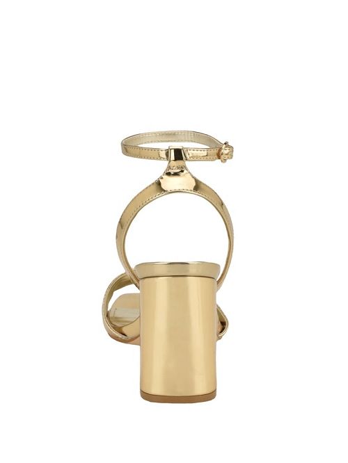Guess Gelyae Block Heels Goud | GUESS-SN29683